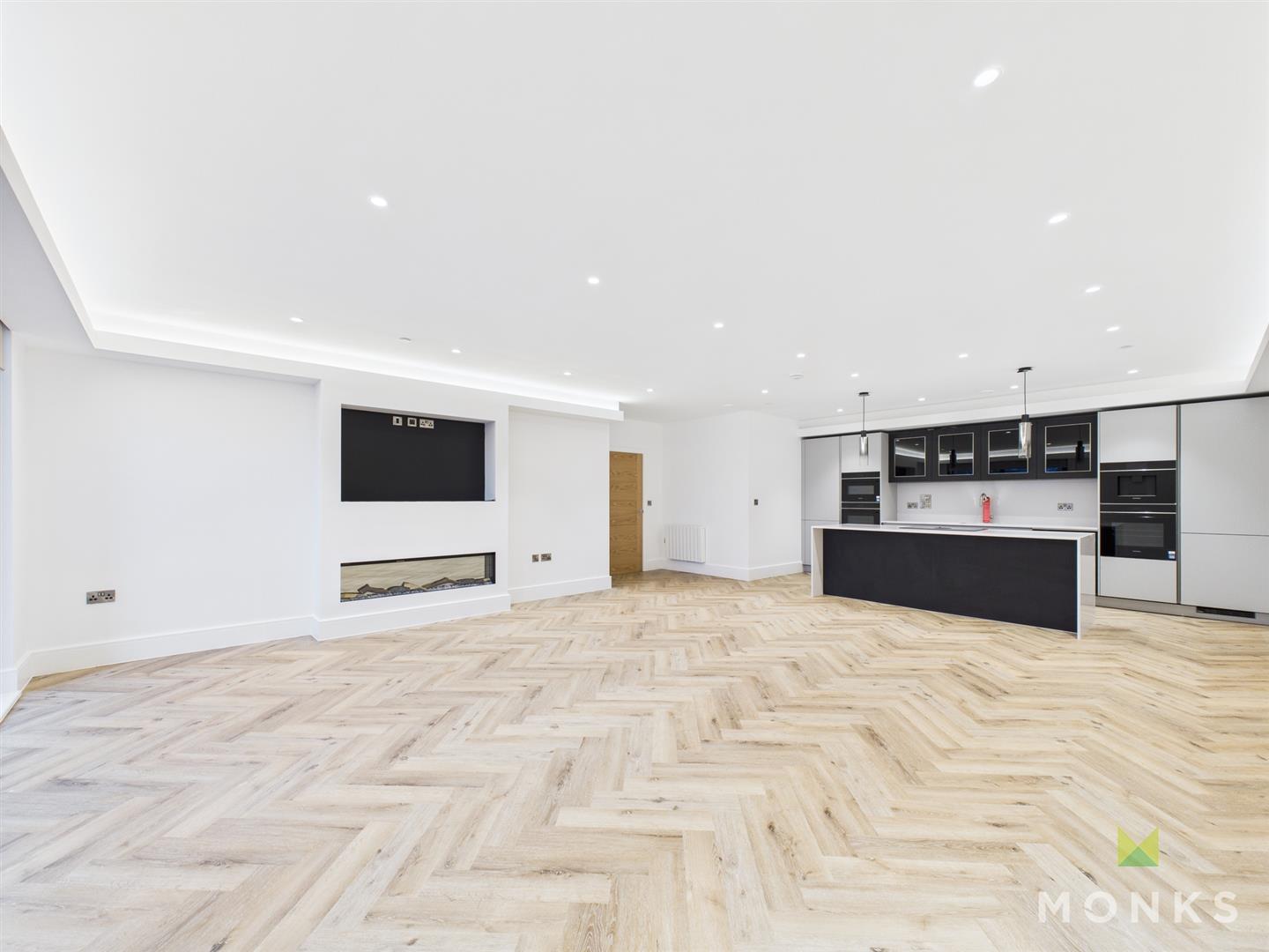 Penthouse 42 Old Coleham Court, Shrewsbury, SY3 7BS For Sale